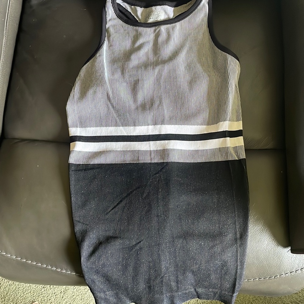 Athleta Colorblock Renew Racerback Ribbed Knit Tank Top Black & White